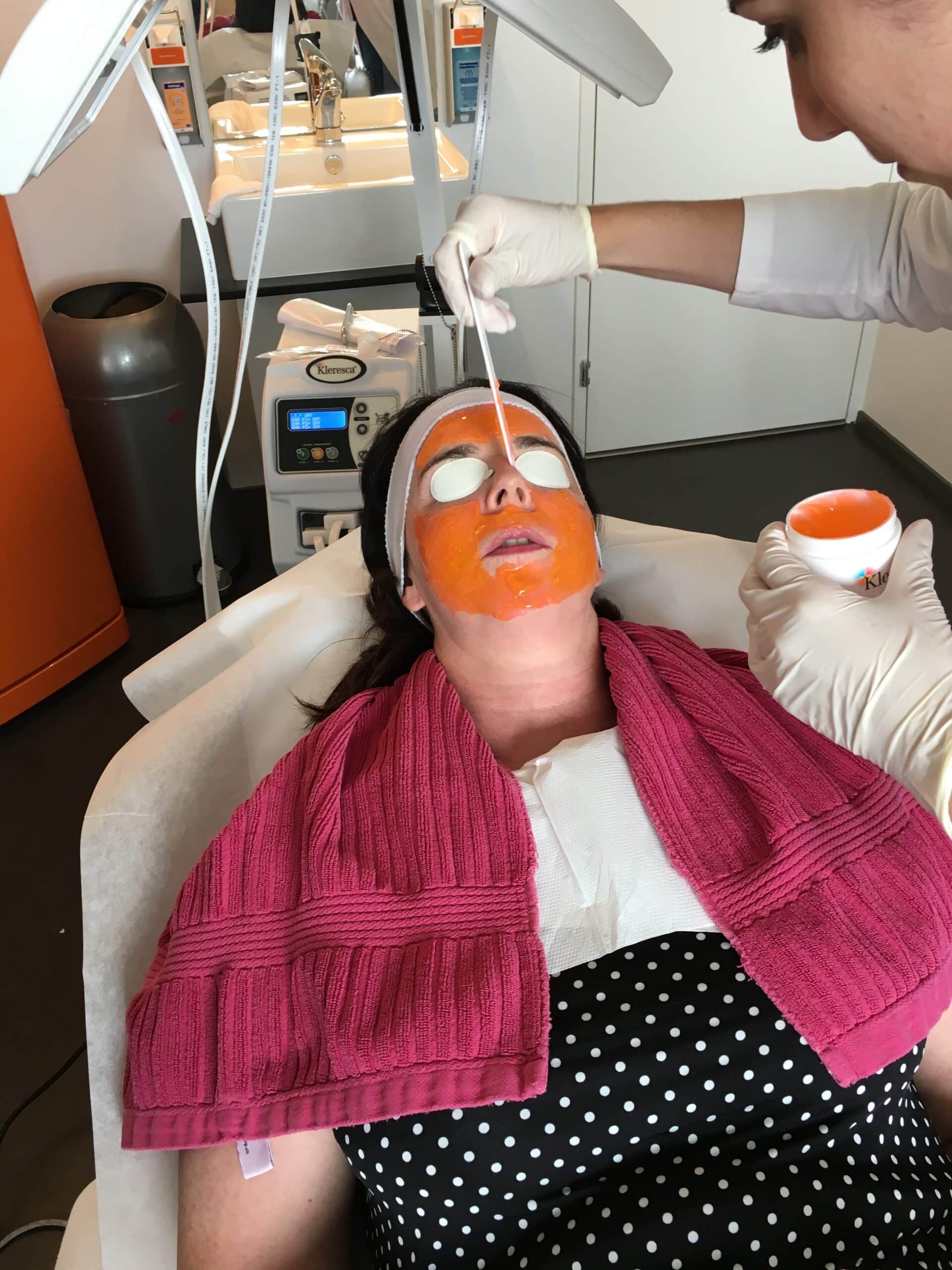 Dermatologist prepares rosacea patient for Kleresca treatment